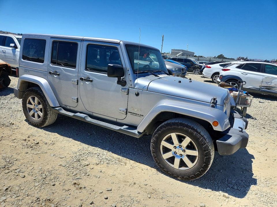 58306546 :رقم المزاد ، 1C4BJWEG3FL578616 vin ، 2015 Jeep Wrangler Unlimited مزاد بيع