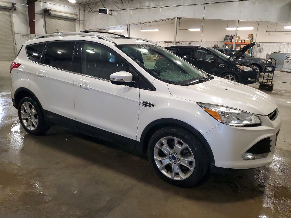 2016 Ford Escape მანქანა იყიდება აუქციონზე, vin: 1FMCU9J95GUB99189, აუქციონის ნომერი: 56245696