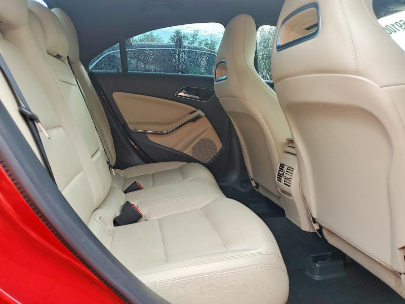 59100846 :رقم المزاد ، WDDSJ4GB5JN524808 vin ، 2018 Mercedes-benz Cla مزاد بيع