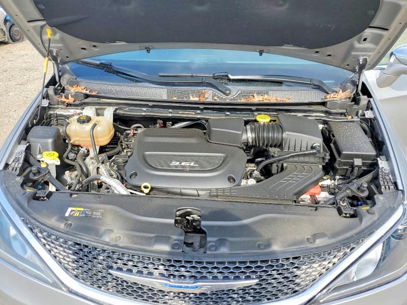 56528836 :رقم المزاد ، 2C4RC1GGXJR274174 vin ، 2018 Chrysler Pacifica مزاد بيع