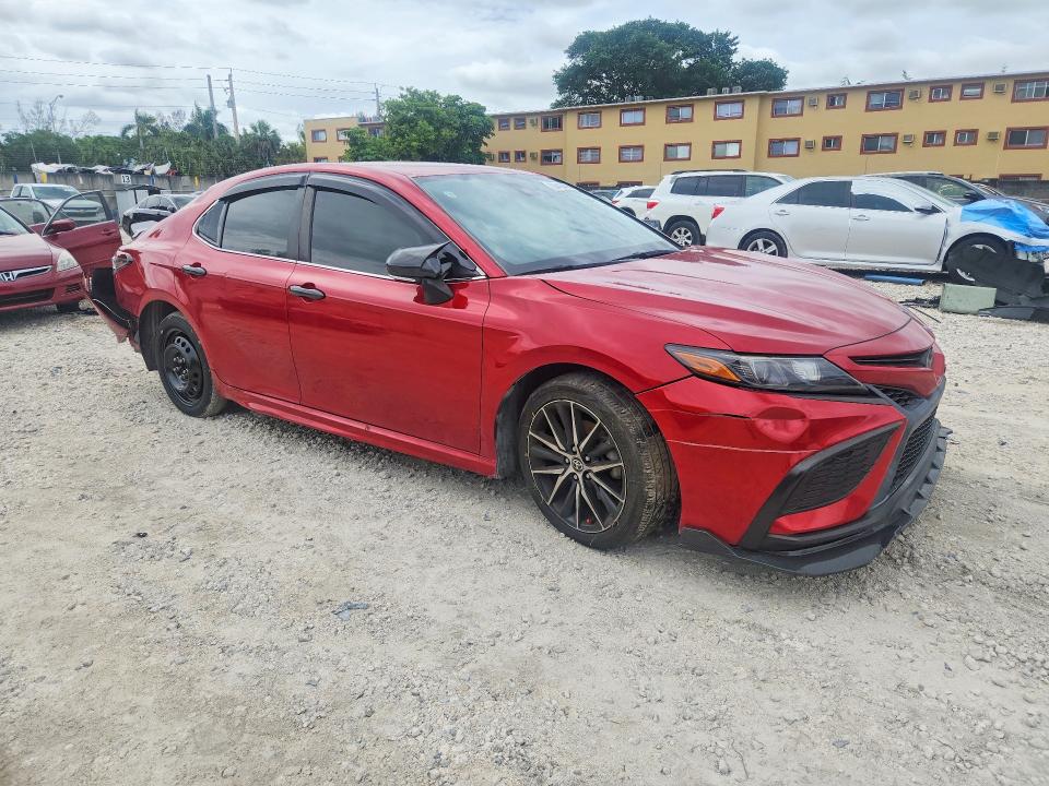 Продажа на аукционе авто 2022 Toyota Camry, vin: 4T1G11AK5NU020483, номер лота: 56443486