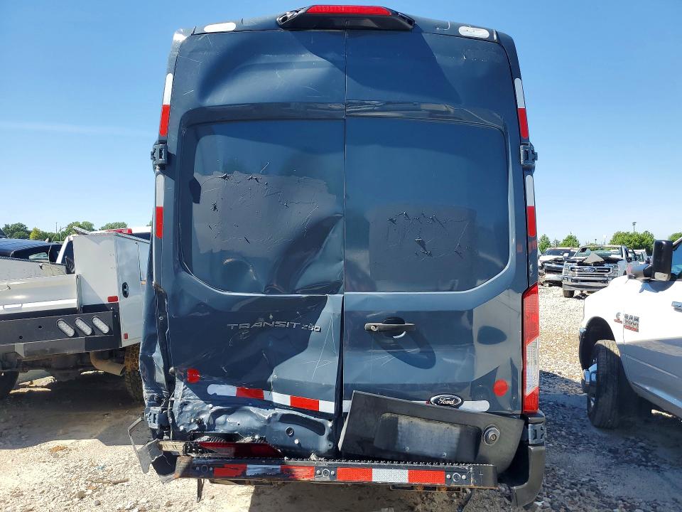 75870185 :رقم المزاد ، 1FTYR3XM6KKB29399 vin ، 2019 Ford Transit مزاد بيع