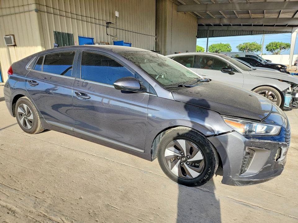 2017 Hyundai Ioniq მანქანა იყიდება აუქციონზე, vin: KMHC75LC9HU027970, აუქციონის ნომერი: 57299876