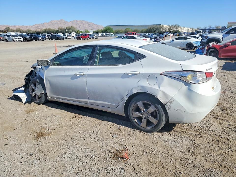 Продажа на аукционе авто 2013 Hyundai Elantra, vin: 5NPDH4AE1DH425165, номер лота: 49006556