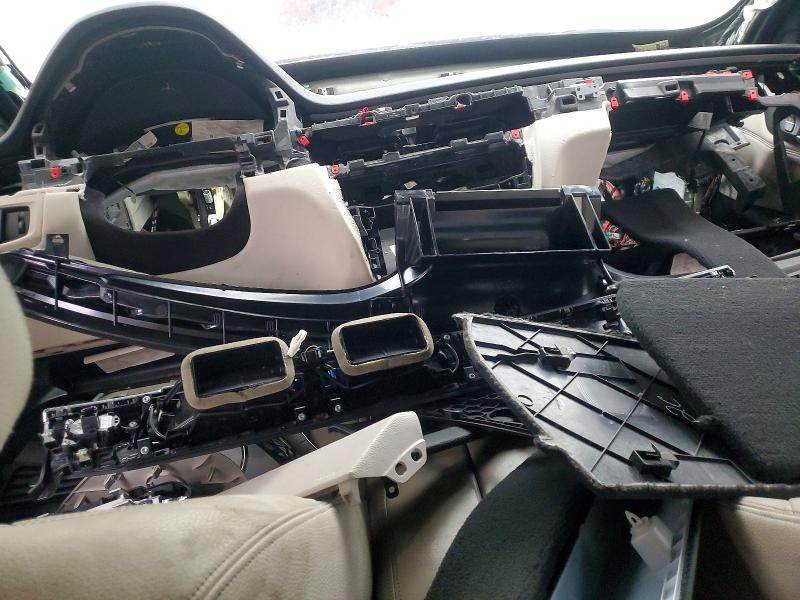 52938976 :رقم المزاد ، 5UXKR0C55H0U50212 vin ، 2017 Bmw X5 مزاد بيع