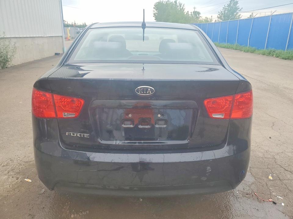 57045646 :رقم المزاد ، KNAFT4A21A5229958 vin ، 2010 Kia Forte مزاد بيع
