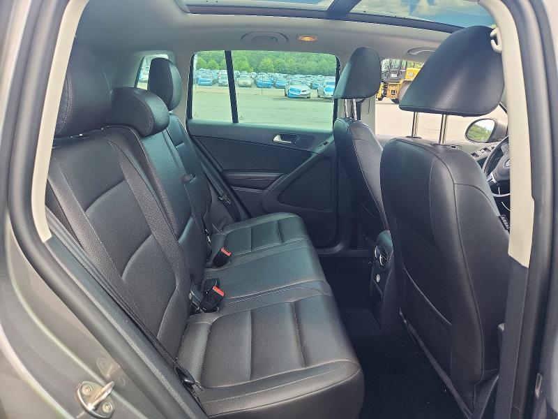 Продажа на аукционе авто 2012 Volkswagen Tiguan, vin: WVGAV7AXXCW004645, номер лота: 58281916