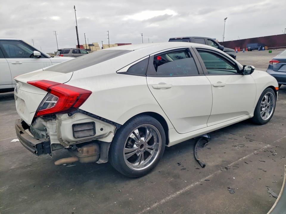 Продажа на аукционе авто 2017 Honda Civic, vin: 2HGFC2F51HH565768, номер лота: 58034806