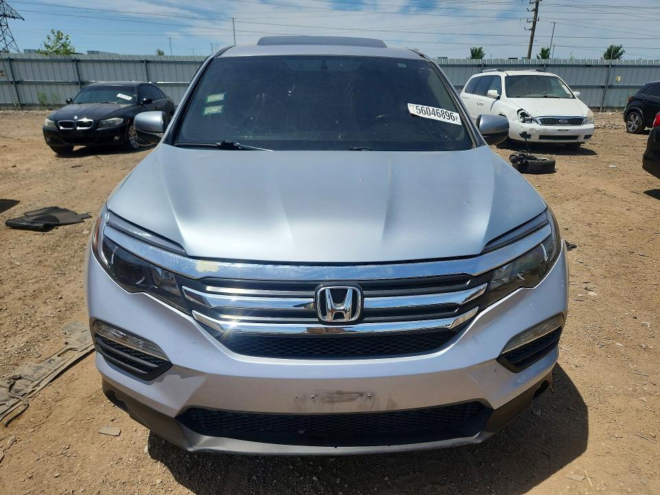 56046896 :رقم المزاد ، 5FNYF6H79HB006110 vin ، 2017 Honda Pilot مزاد بيع