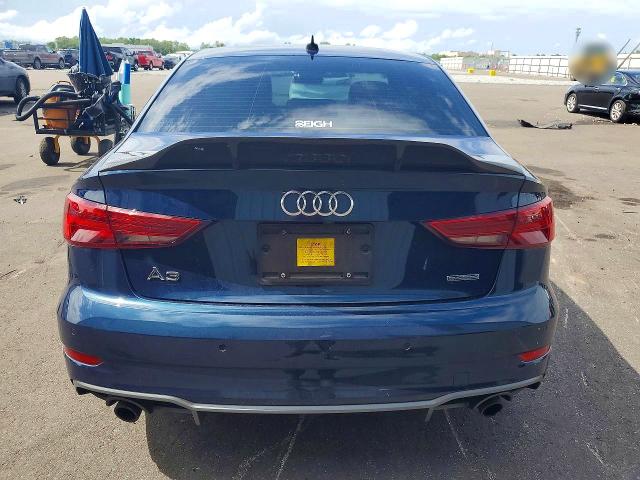 Продажа на аукционе авто 2019 Audi A3, vin: WAUJEGFFXK1018235, номер лота: 57631476