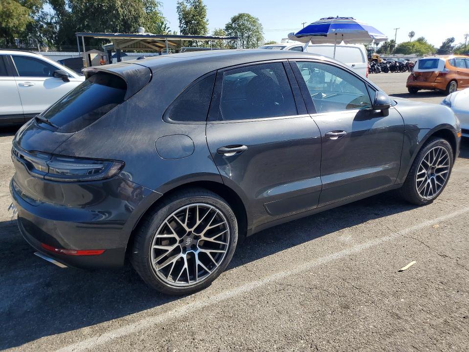 56282276 :رقم المزاد ، WP1AA2A51KLB00714 vin ، 2024 Porsche Macan مزاد بيع