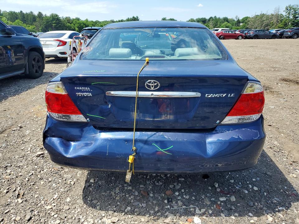 58826316 :رقم المزاد ، 4T1BE30K05U382748 vin ، 2005 Toyota Camry مزاد بيع