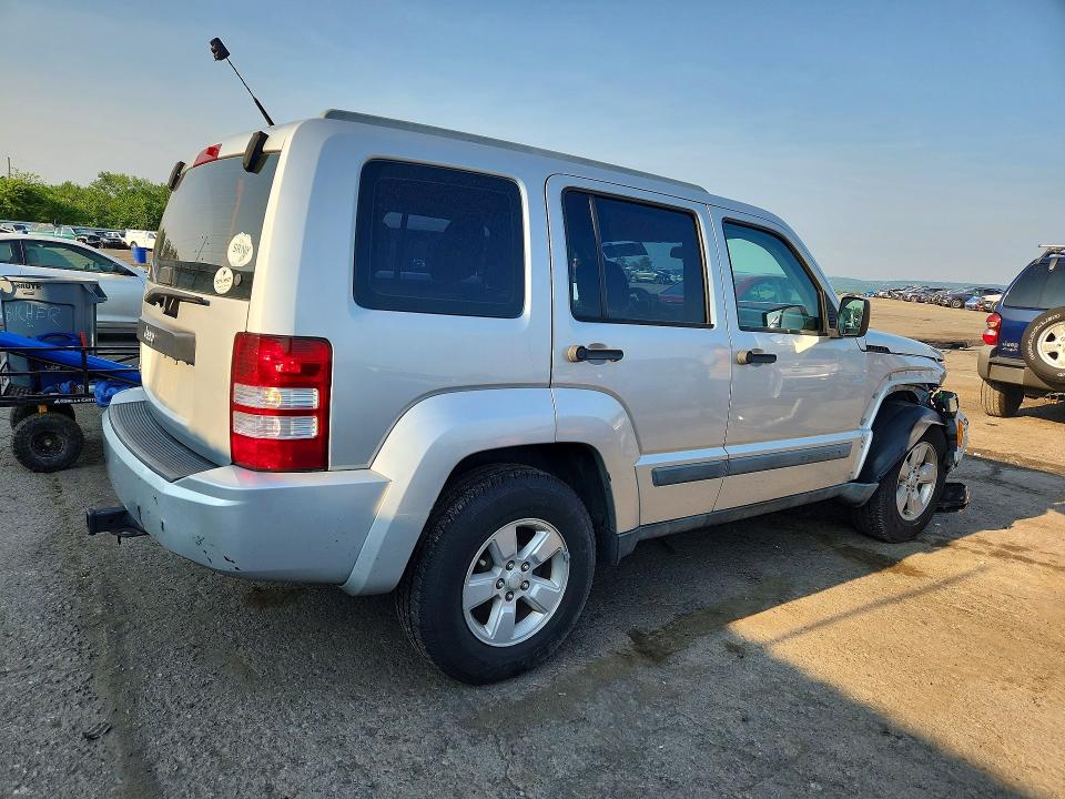 85447485 :رقم المزاد ، 1J4PN2GK2BW546697 vin ، 2011 Jeep Liberty مزاد بيع