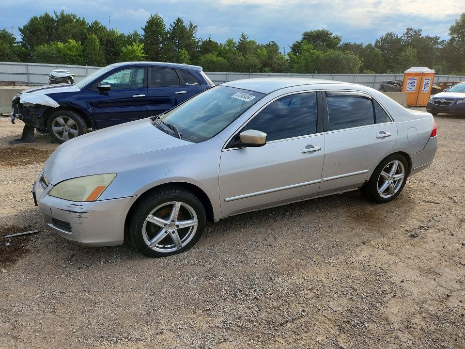 Auction sale of the 2006 Honda Accord, vin: 1HGCM564X6A071090, lot number: 57893456