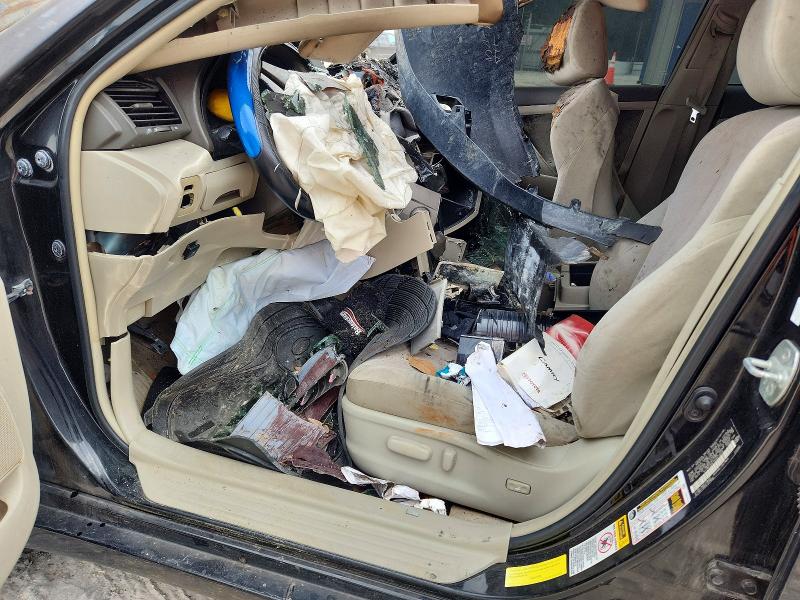 58404836 :رقم المزاد ، 4T1BF3EK1AU073225 vin ، 2010 Toyota Camry مزاد بيع