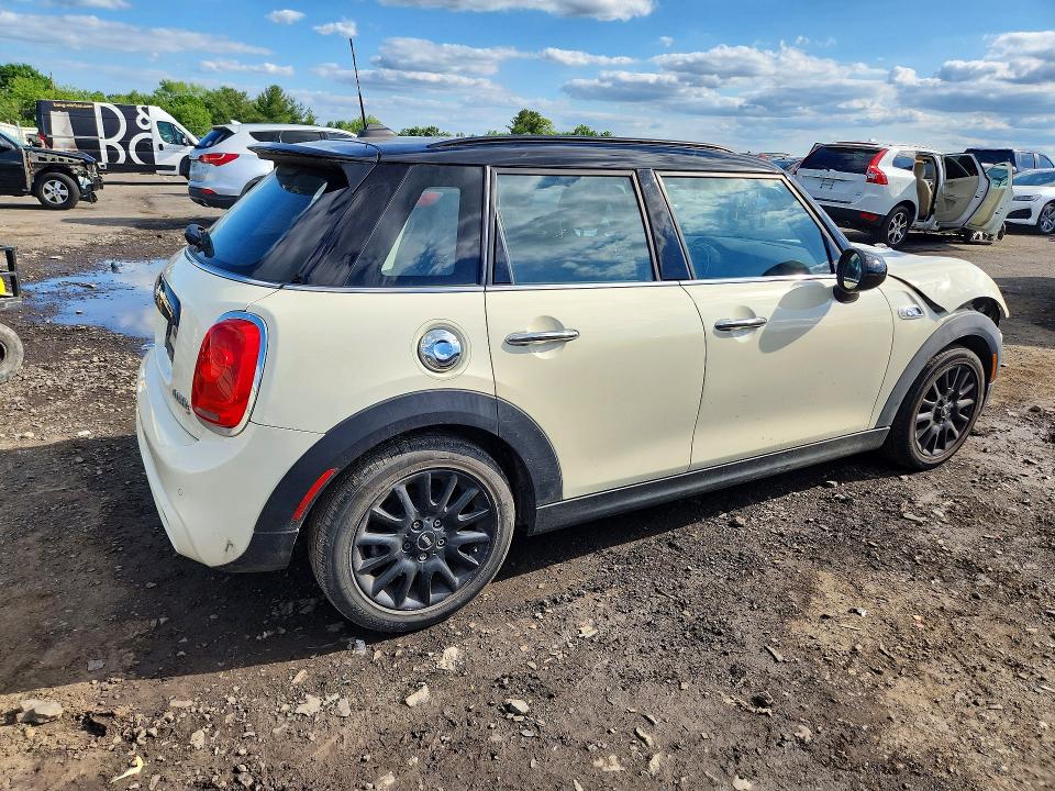 Продаж на аукціоні авто 2017 Mini Cooper, vin: WMWXU3C33H2F49248, номер лоту: 55842436