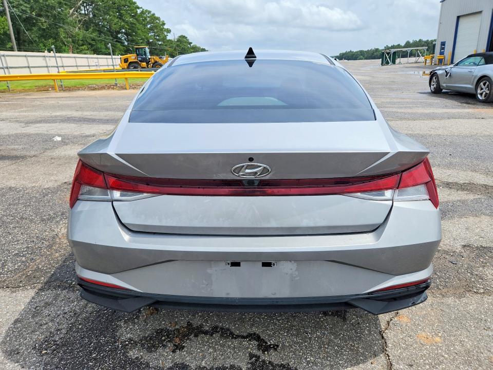 2021 Hyundai Elantra მანქანა იყიდება აუქციონზე, vin: 5NPLM4AG0MH010735, აუქციონის ნომერი: 57828936