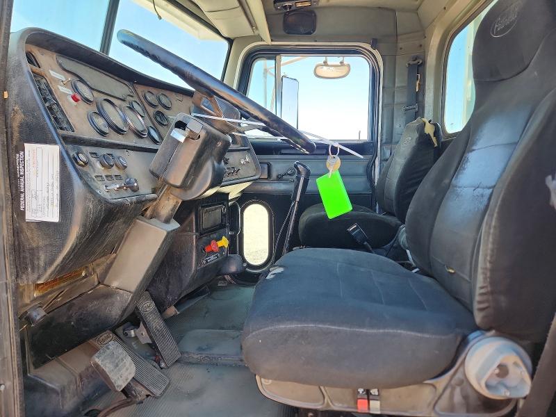 53808576 :رقم المزاد ، 1XPFDB9X73N584669 vin ، 2003 Peterbilt 378 مزاد بيع