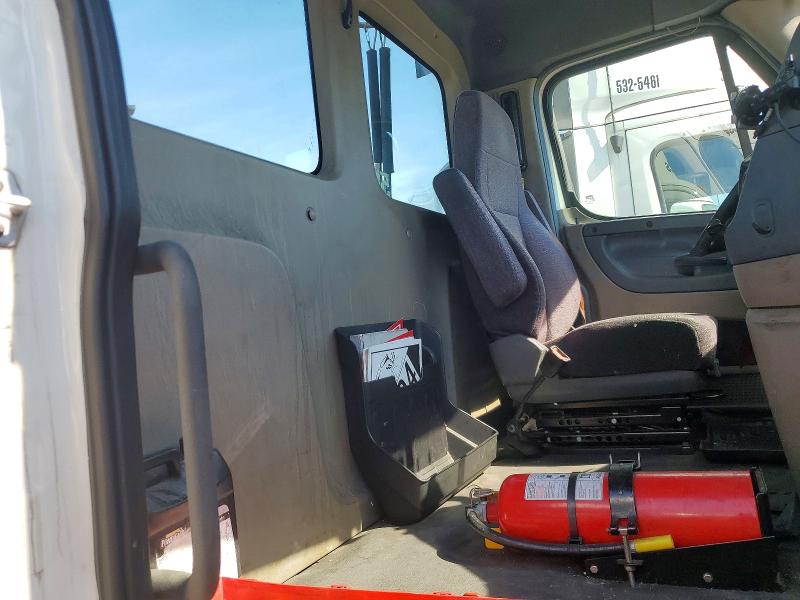 Продаж на аукціоні авто 2019 Freightliner Cascadia 125, vin: 3AKBGDDR0KSKS4646, номер лоту: 54422396