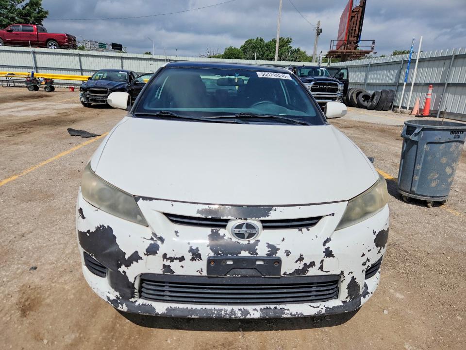 56438056 :رقم المزاد ، JTKJF5C7XB3016712 vin ، 2011 Scion Tc مزاد بيع