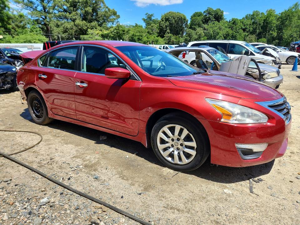 Продажа на аукционе авто 2015 Nissan Altima, vin: 1N4AL3AP5FC479764, номер лота: 58072526