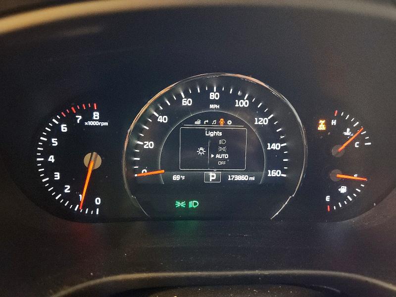 2016 Kia Sorento მანქანა იყიდება აუქციონზე, vin: 5XYPKDA56GG166523, აუქციონის ნომერი: 56648656