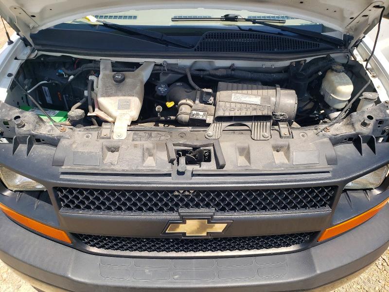 56768816 :رقم المزاد ، 1GB6GUCG8H1128213 vin ، 2017 Chevrolet Express مزاد بيع