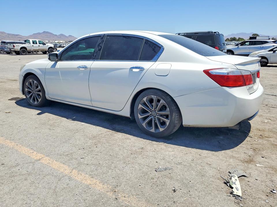 56844926 :رقم المزاد ، 1HGCR2F54FA145063 vin ، 2015 Honda Accord مزاد بيع