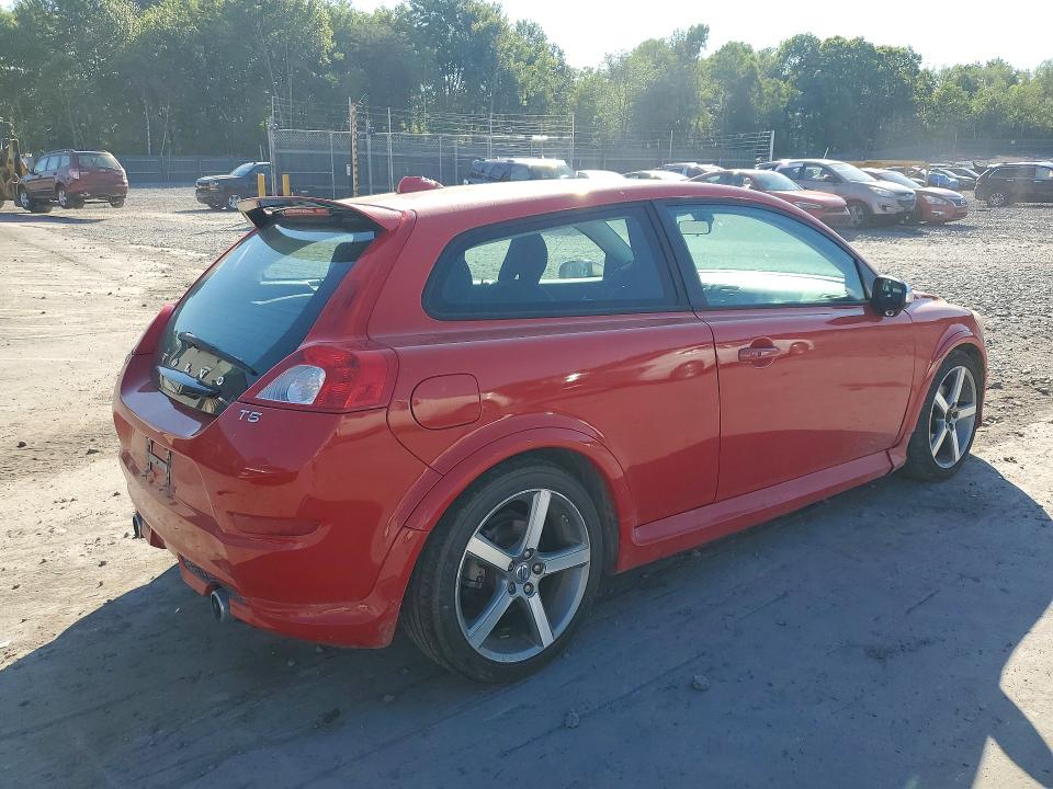 2011 Volvo C30 მანქანა იყიდება აუქციონზე, vin: YV1672MK9B2244258, აუქციონის ნომერი: 55885896