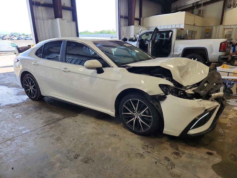 2022 Toyota Camry მანქანა იყიდება აუქციონზე, vin: 4T1S11AK0NU681798, აუქციონის ნომერი: 58027546