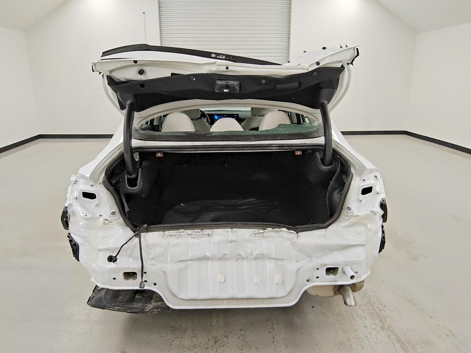 2026 Hyundai Sonata Hybrid მანქანა იყიდება აუქციონზე, vin: KMHL24JJ2TA142883, აუქციონის ნომერი: 60977486