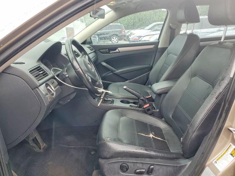 57904116 :رقم المزاد ، 1VWAT7A36FC016575 vin ، 2015 Volkswagen Passat مزاد بيع