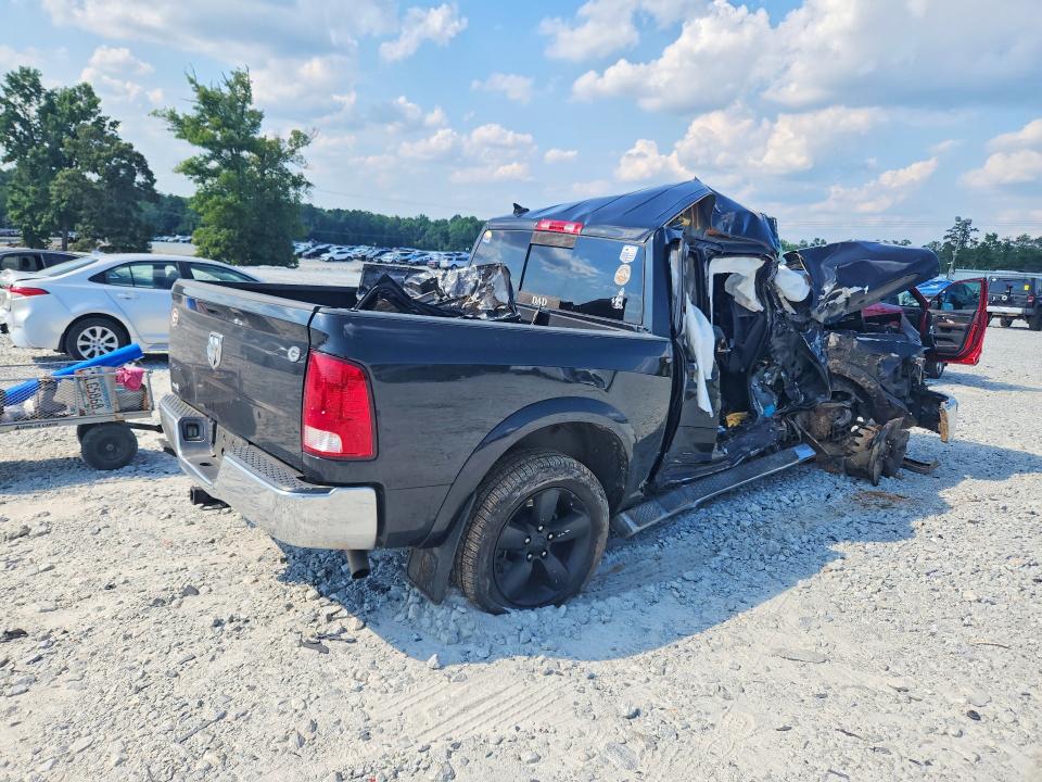 59145756 :رقم المزاد ، 1C6RR6LGXJS132236 vin ، 2018 Ram 1500 مزاد بيع