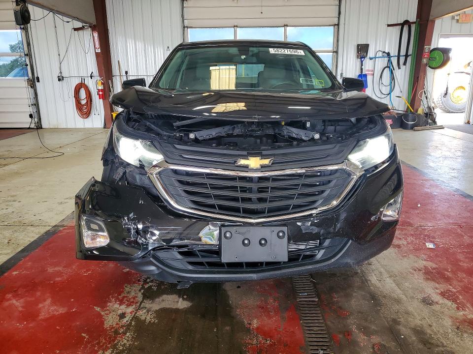 Продажа на аукционе авто 2018 Chevrolet Equinox, vin: 2GNAXJEV2J6350739, номер лота: 58227696