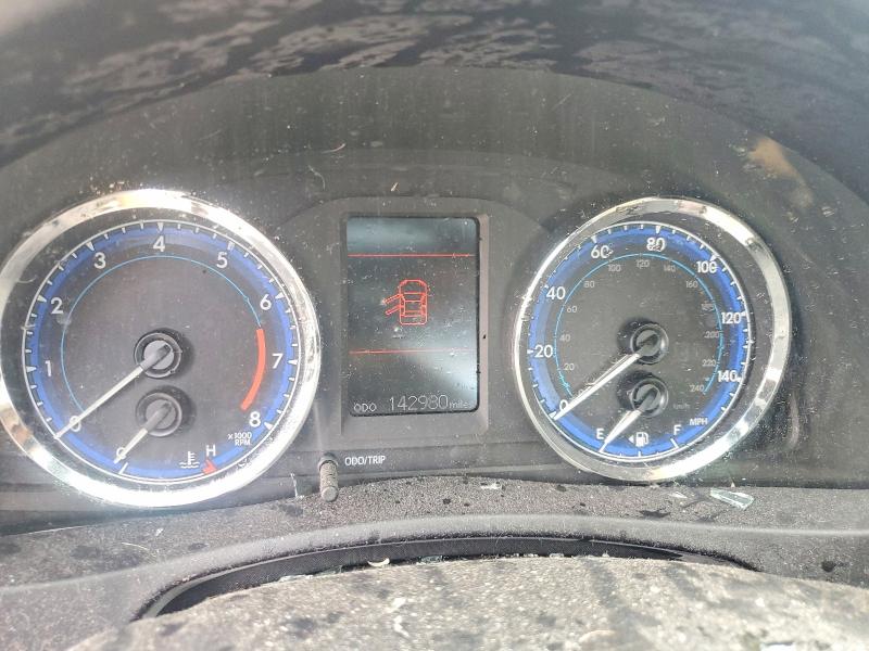 2017 Toyota Corolla მანქანა იყიდება აუქციონზე, vin: 5YFBURHE1HP685869, აუქციონის ნომერი: 55513676