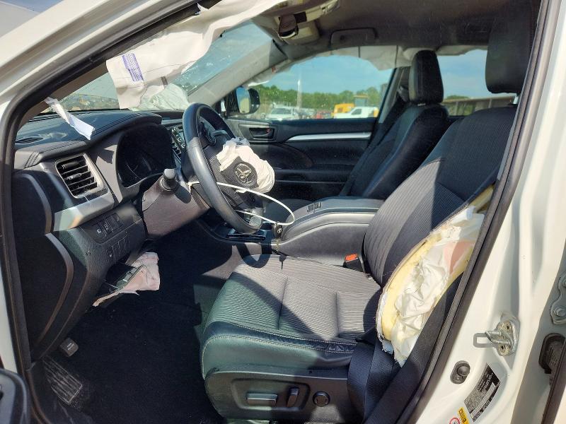 56272496 :رقم المزاد ، 5TDZZRFH1JS248951 vin ، 2018 Toyota Highlander مزاد بيع