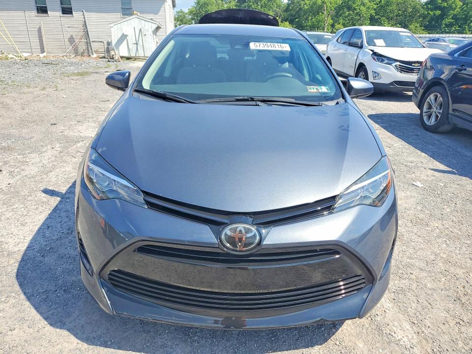 57394816 :رقم المزاد ، 2T1BURHE0JC994190 vin ، 2018 Toyota Corolla مزاد بيع