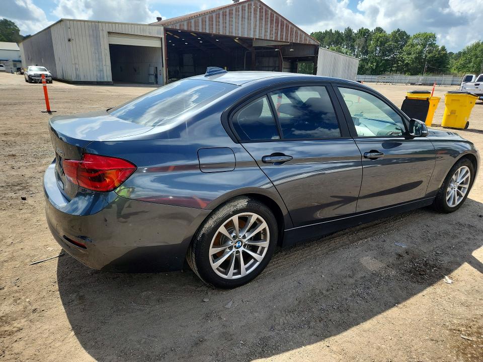 Продажа на аукционе авто 2016 Bmw 320, vin: WBA8E1G5XGNT38107, номер лота: 55565756