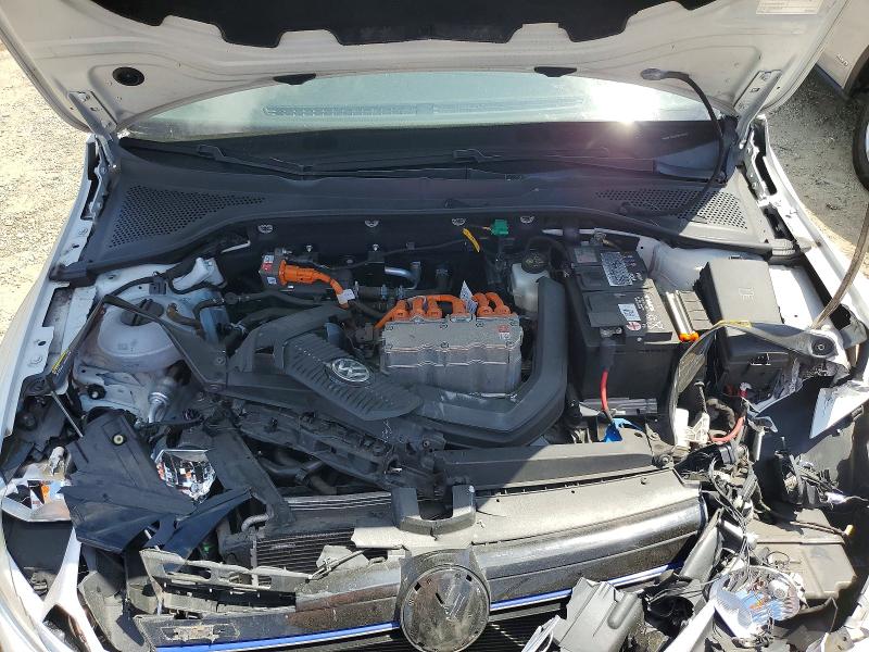 58638756 :رقم المزاد ، WVWKP7AU2GW915390 vin ، 2016 Volkswagen E-golf مزاد بيع