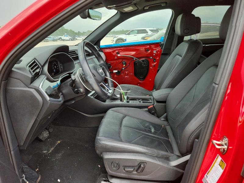 54905466 :رقم المزاد ، WA1DECF33M1123775 vin ، 2021 Audi Q3 مزاد بيع