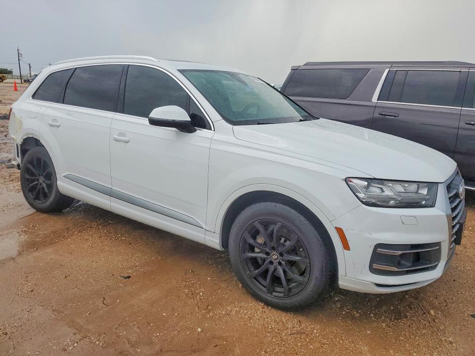 Продажа на аукционе авто 2018 Audi Q7, vin: WA1VAAF75JD052385, номер лота: 56504166