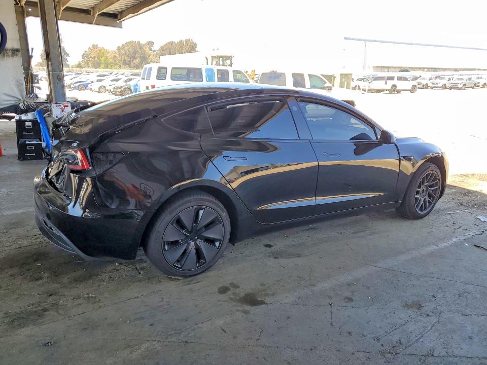 Продаж на аукціоні авто 2025 Tesla Model 3, vin: 5YJ3E1EA0SF043778, номер лоту: 56121916