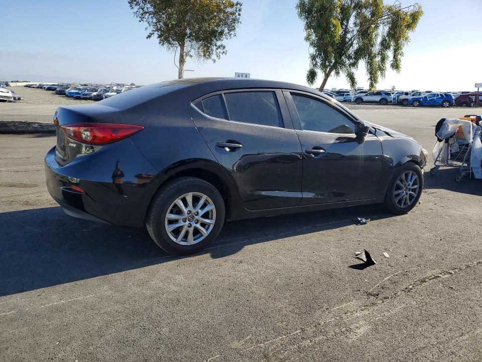Aukcja sprzedaży 2018 Mazda 3, vin: 3MZBN1U74JM160966, numer aukcji: 55805326