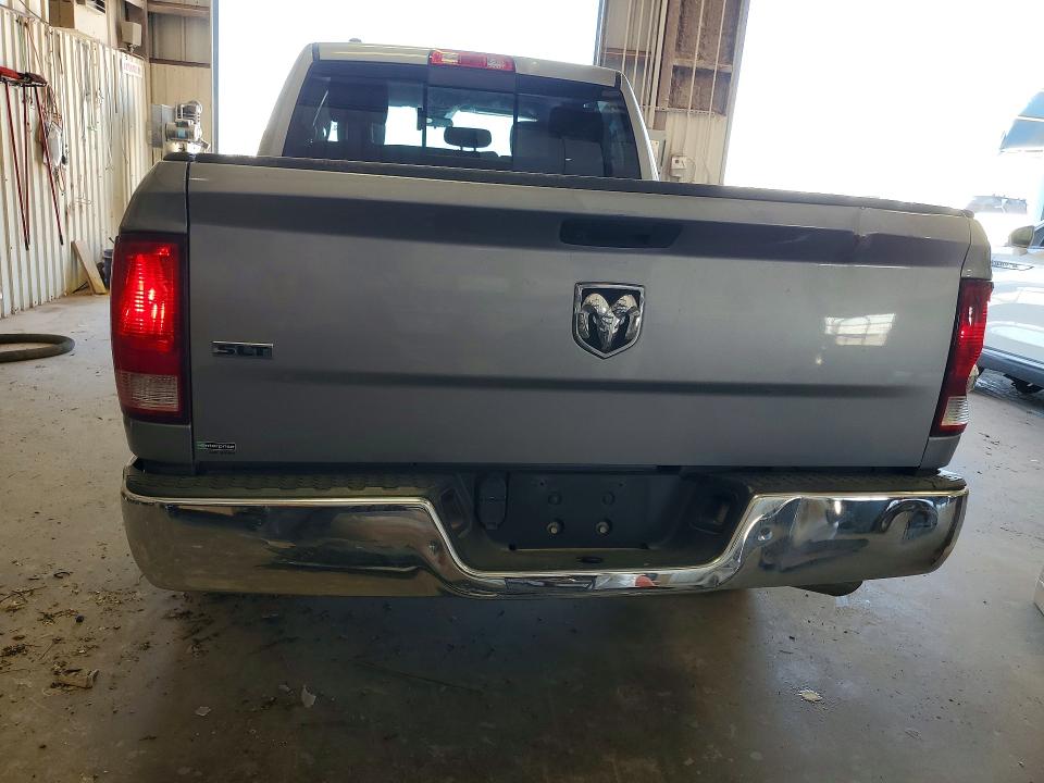 57295556 :رقم المزاد ، 1C6RR6TT8LS111062 vin ، 2020 Ram 1500 Classic مزاد بيع