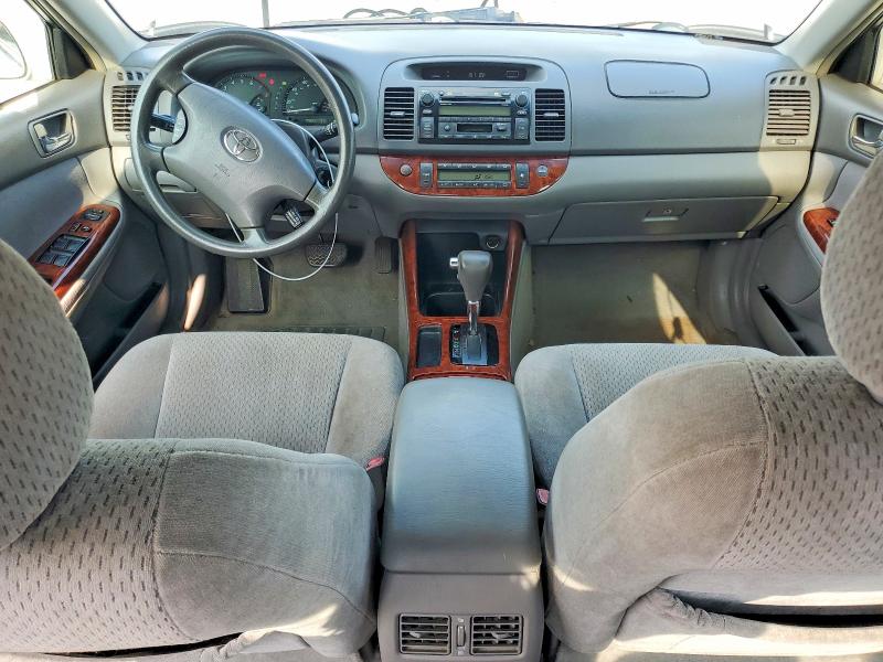 58636046 :رقم المزاد ، 4T1BE32K74U856657 vin ، 2004 Toyota Camry مزاد بيع