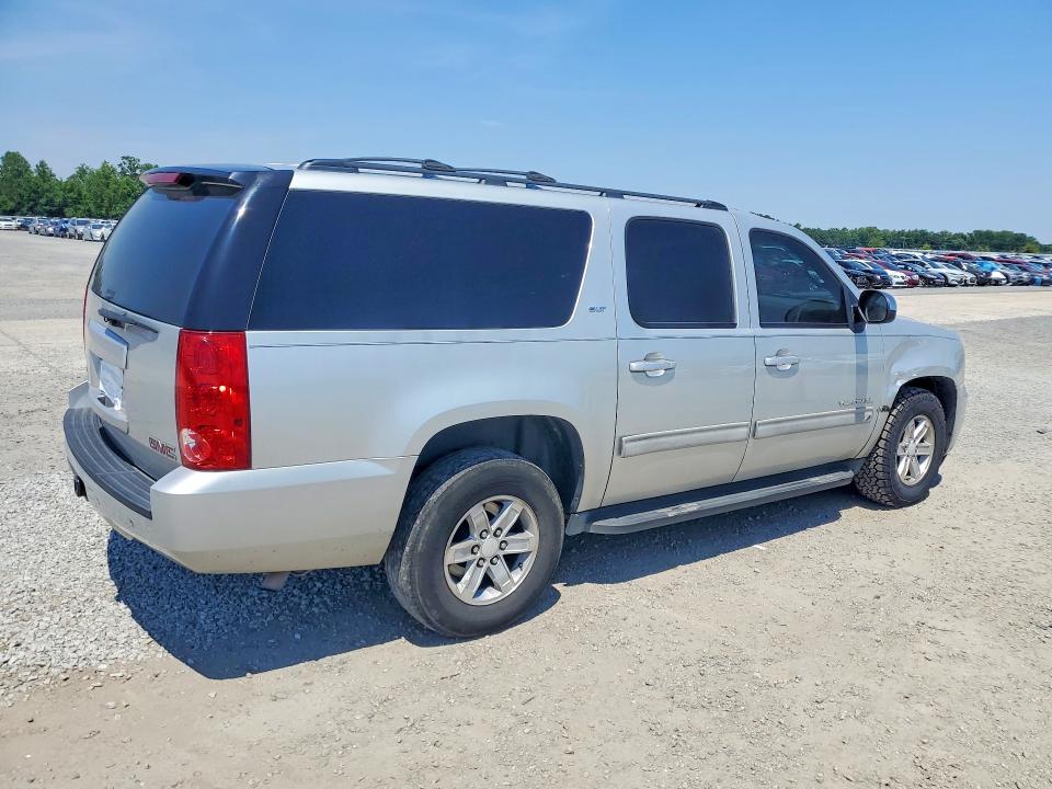 56276046 :رقم المزاد ، 1GKS1KE02BR175444 vin ، 2011 Gmc Yukon Xl مزاد بيع