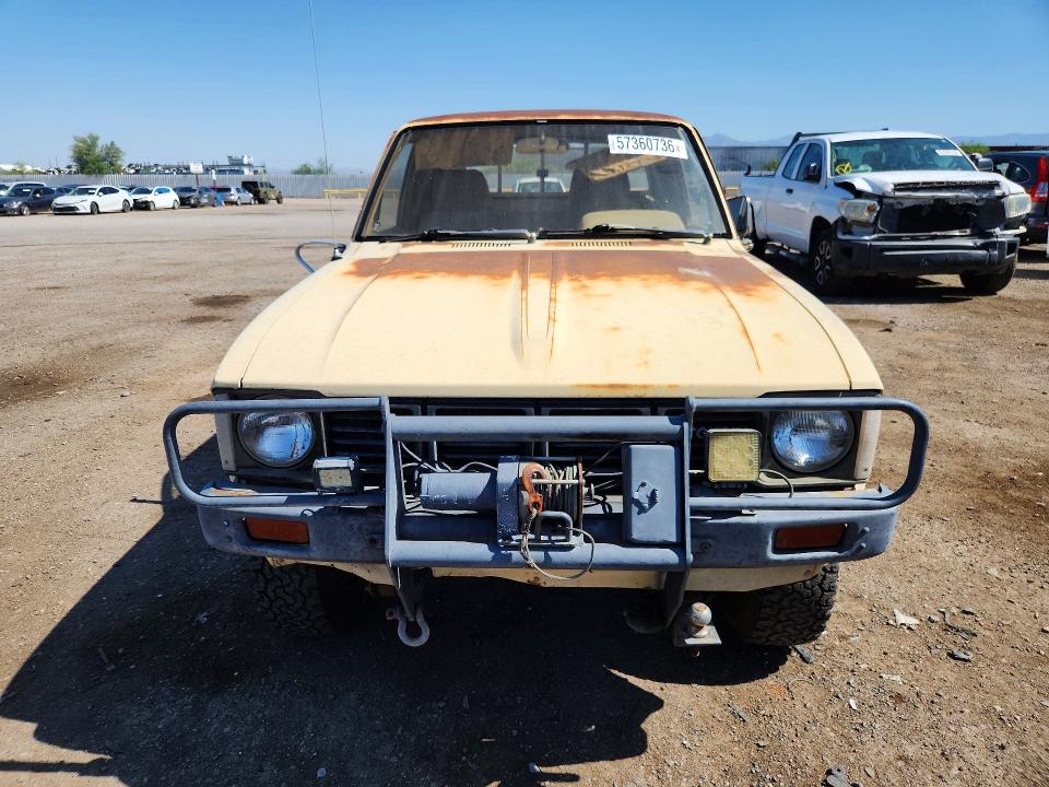 1980 Toyota 4wd Pick-up მანქანა იყიდება აუქციონზე, vin: RN37032100, აუქციონის ნომერი: 57360736