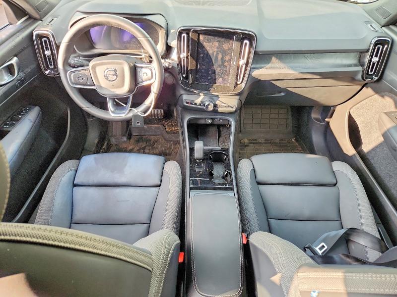 58408436 :رقم المزاد ، YV4ED3UW8P2072621 vin ، 2023 Volvo Xc40 مزاد بيع