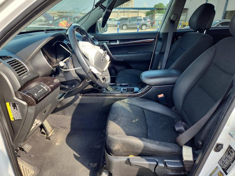 2015 Kia Sorento მანქანა იყიდება აუქციონზე, vin: 5XYKT3A63FG571117, აუქციონის ნომერი: 58606836