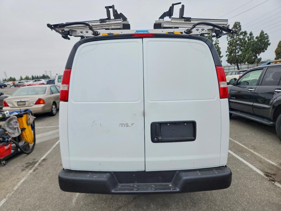 2021 Chevrolet Express G2500 მანქანა იყიდება აუქციონზე, vin: 1GCWGBFP6M1253622, აუქციონის ნომერი: 59889116